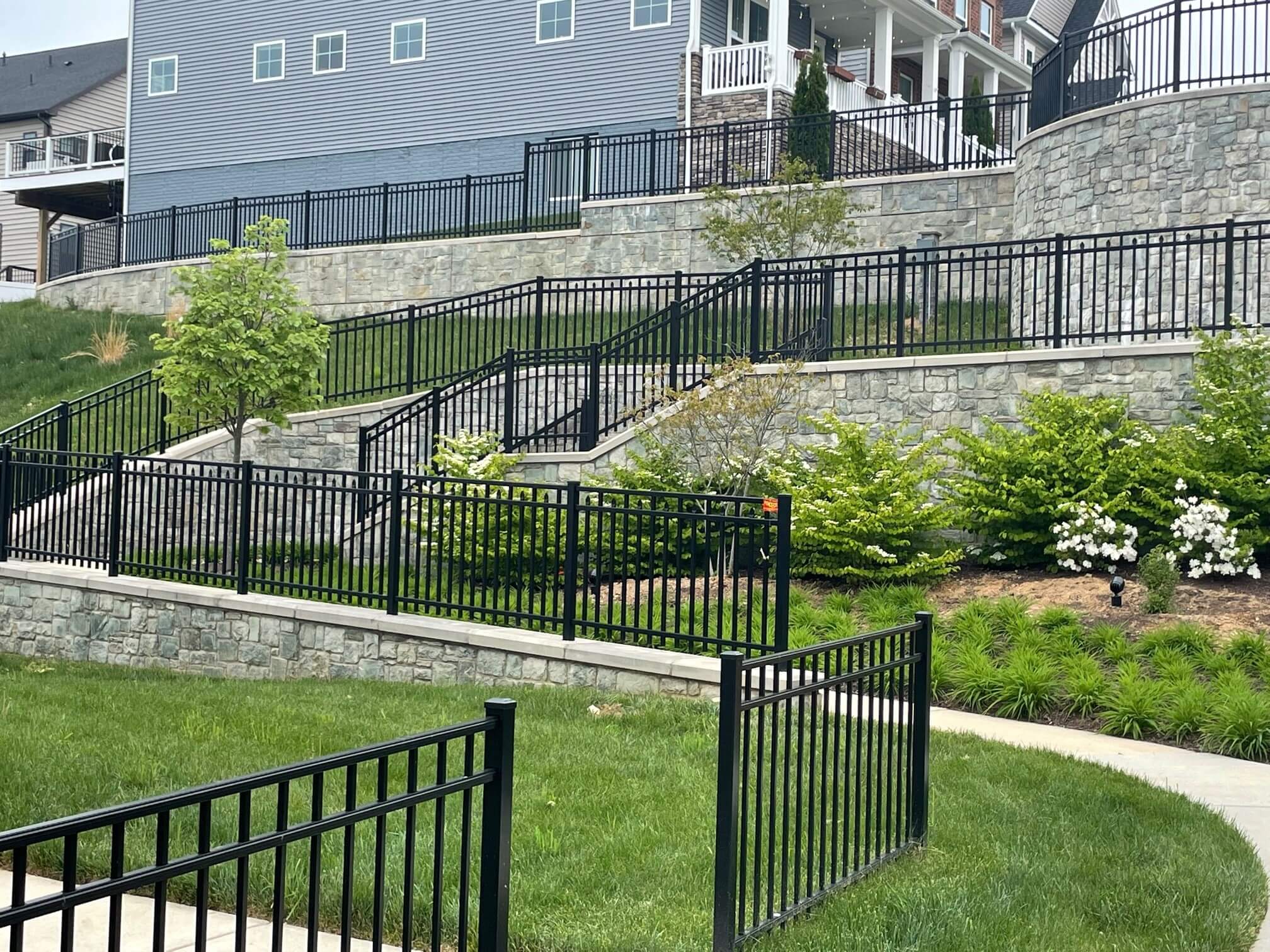 Potomac - tiered railing walkway